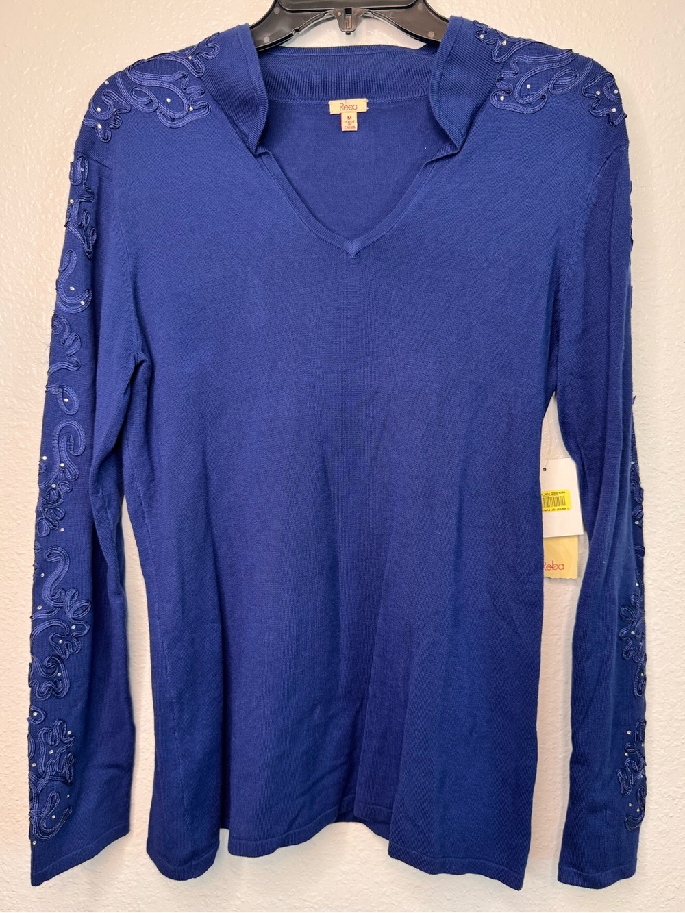 NWT Blue Reba V Neck Knit Pullover Top sz M Beaded embroidered Sleeves